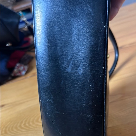 Bienen-Davis Chic Black and Gold Mini Bag so cute - Picture 16 of 16